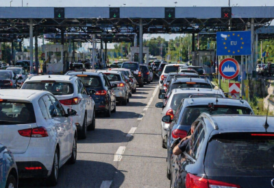 Pravila za putnike: Evo šta smete da prenesete preko granice sa Crnom Gorom  i u kojim količinama