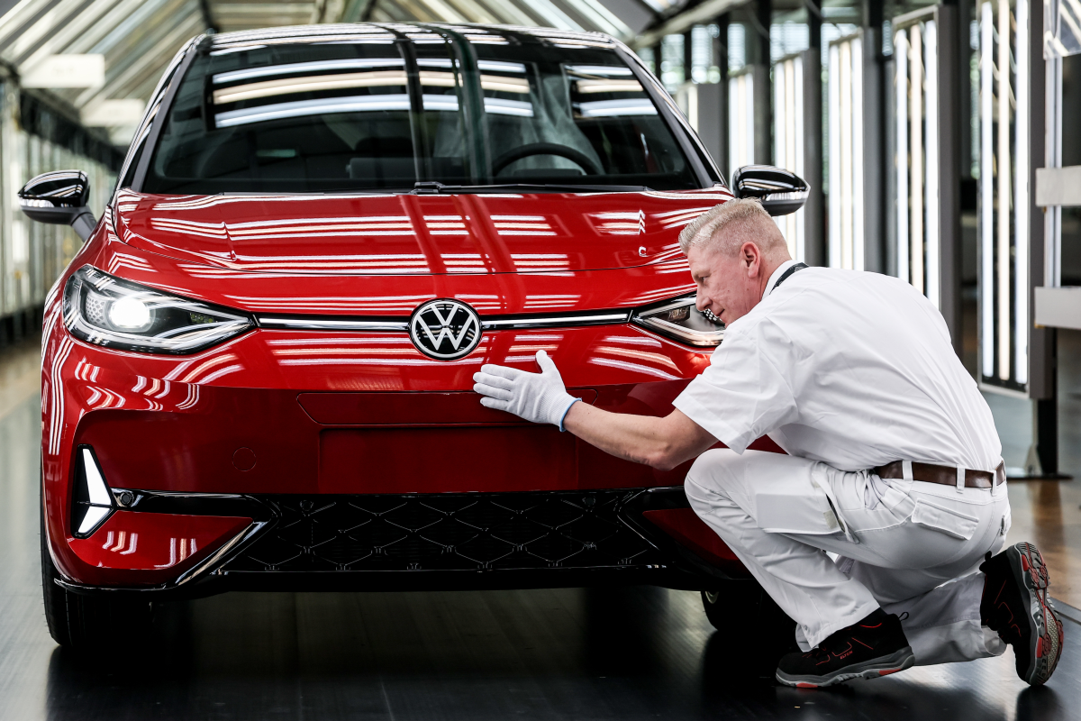 Volkswagen planira otpustiti 100.000 radnika