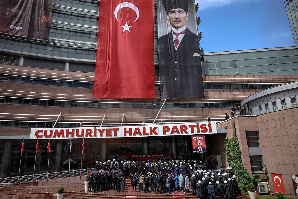 What to Know About Türkiye’s Deepening Democratic Crisis