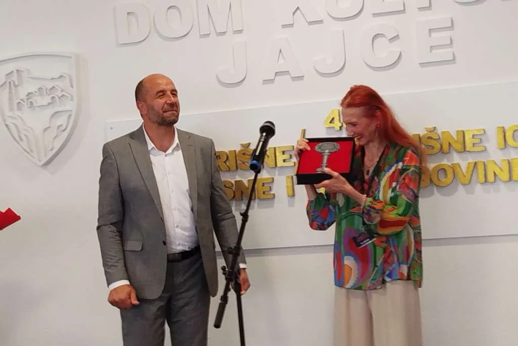 Najbolja predstava Igara BiH "Tebe ljubi duša moja", Haris Pašović najbolji reditelj
