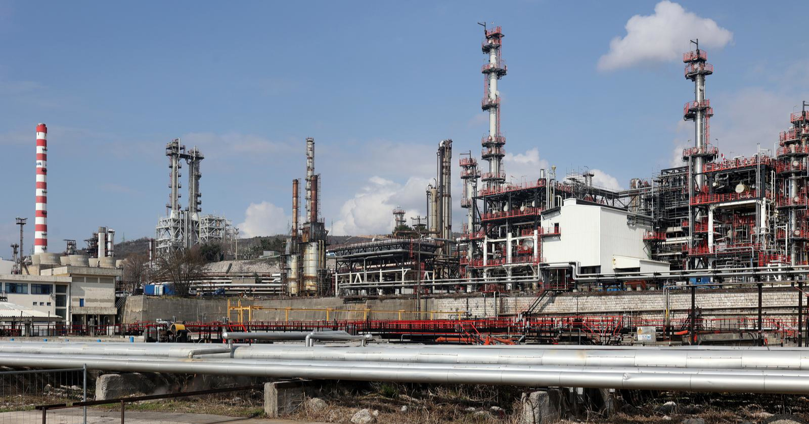 Vijećnici PGŽ-a traže strože kazne za onečišćenje. "Ina mora raditi kao u Mađarskoj"