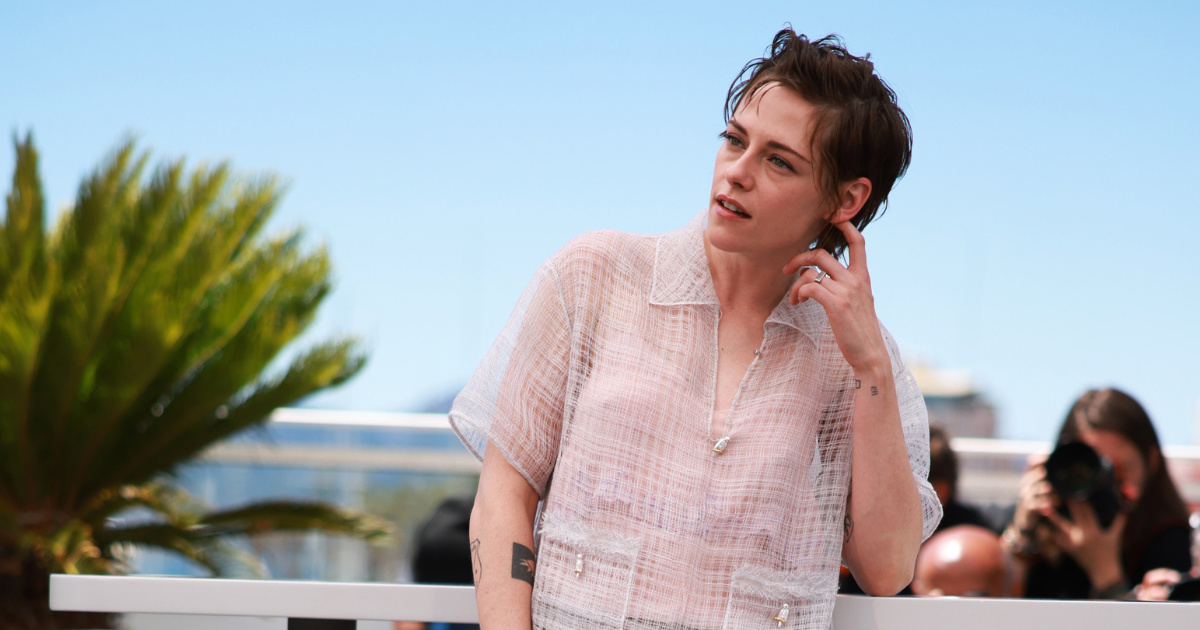 Kristen Stewart u Cannesu spojila Chanel i stare Nike tenisice