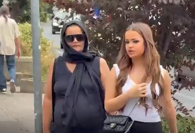 Maloletna učesnica Elite 10 sa trudnom majkom došla na potpisivanje ugovora: "Roditelji su šokirani mojom odlukom"