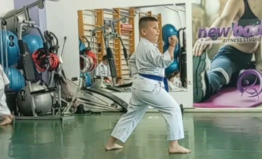 Bravo, Pavle! Mladi Leskovčanin ostvario novi uspeh u karateu
