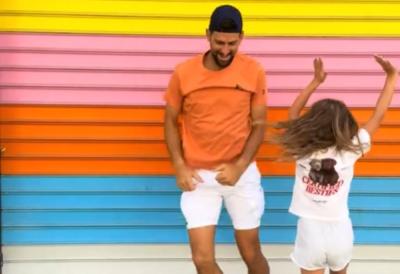 PRELEPE SCENE! Novak Đoković sa ćerkom igrao uz DARINU pesmu (VIDEO)