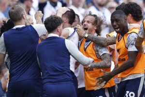 Totenhem se spasi i ostana vo Premier liga – Vest Hem ispadna