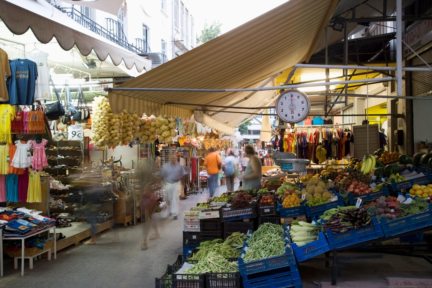Planirate letovanje u Grčkoj: Cene u supermarketima iznenadile turiste – evo koliko koštaju hleb, jaja, suhomesnato