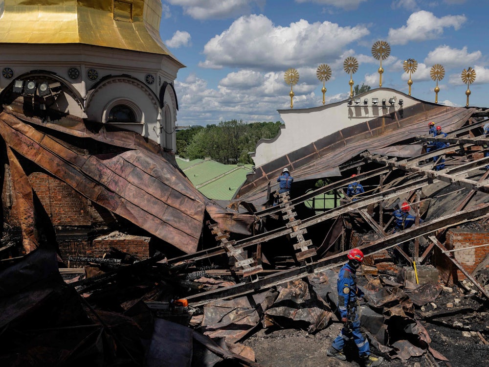 Krieg in der Ukraine: Tote nach Luftangriffen auf Kiew und Charkiw – Weltkulturerbe getroffen