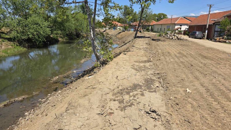 Početak radova na čišćenju i uređenju korita reke Veternice u Bogojevcu