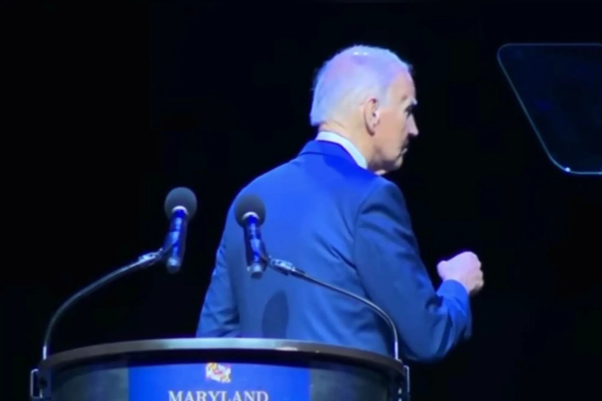 Joe Biden barely manages to find his way offstage at Dem gala after seeking directions