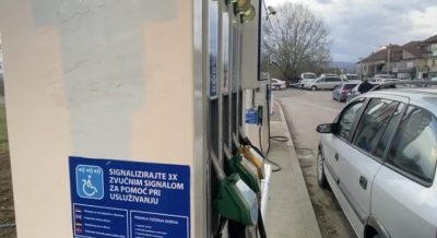 Pojeftinili i benzin i dizel