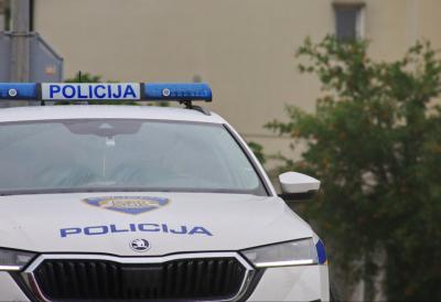 Pokušaj ubistva u Dubrovniku: Pratio stariju ženu u zgradu, pa joj divljački zabio nož u leđa – Policija ga već dobro zna