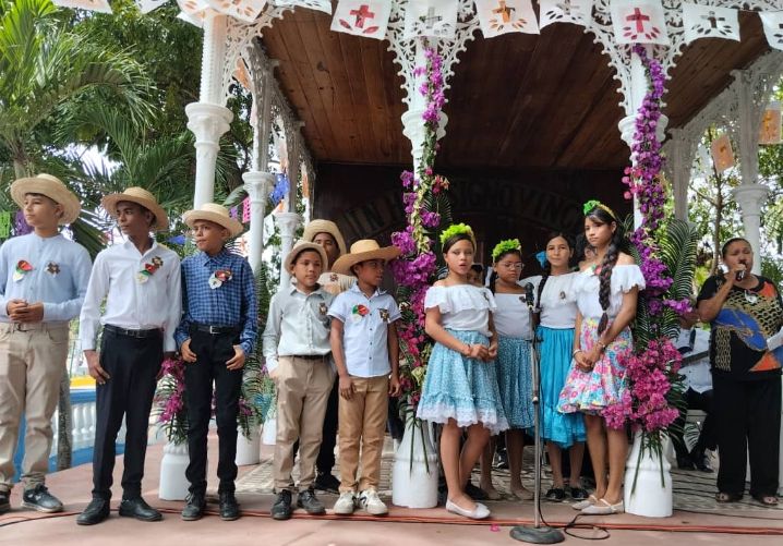 Carúpano honró la tradición del santo madero con su Velorio de la capilla de El Mangle (+Fotos)