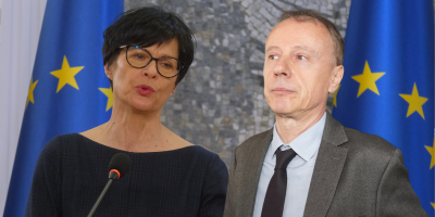 Đokić ljubi skute Marti Kos! Političar u blokaderskoj misiji u Briselu: Samo da narodu u Srbiji bude gore!