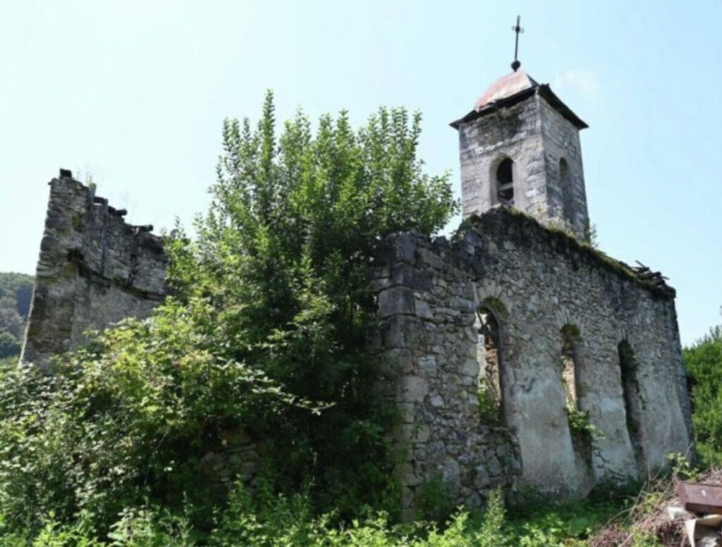 Mračni dokument Saraјeva: Ne mogu da sakriјu dokaze da јe Aliјina voјska rušila srpske crkve