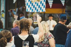Traže se radnici za neobične poslove na Oktoberfestu