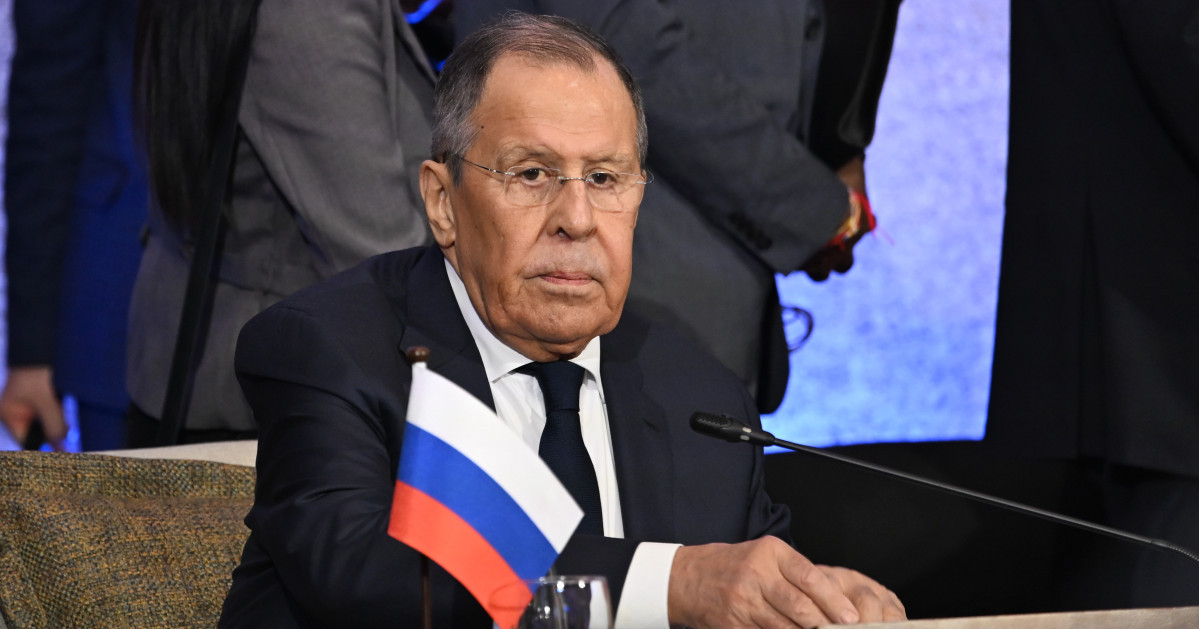 Lavrov: EU pred Srbiju postavila dva uslova, Vučić hrabro i dugo trpi ogroman pritisak