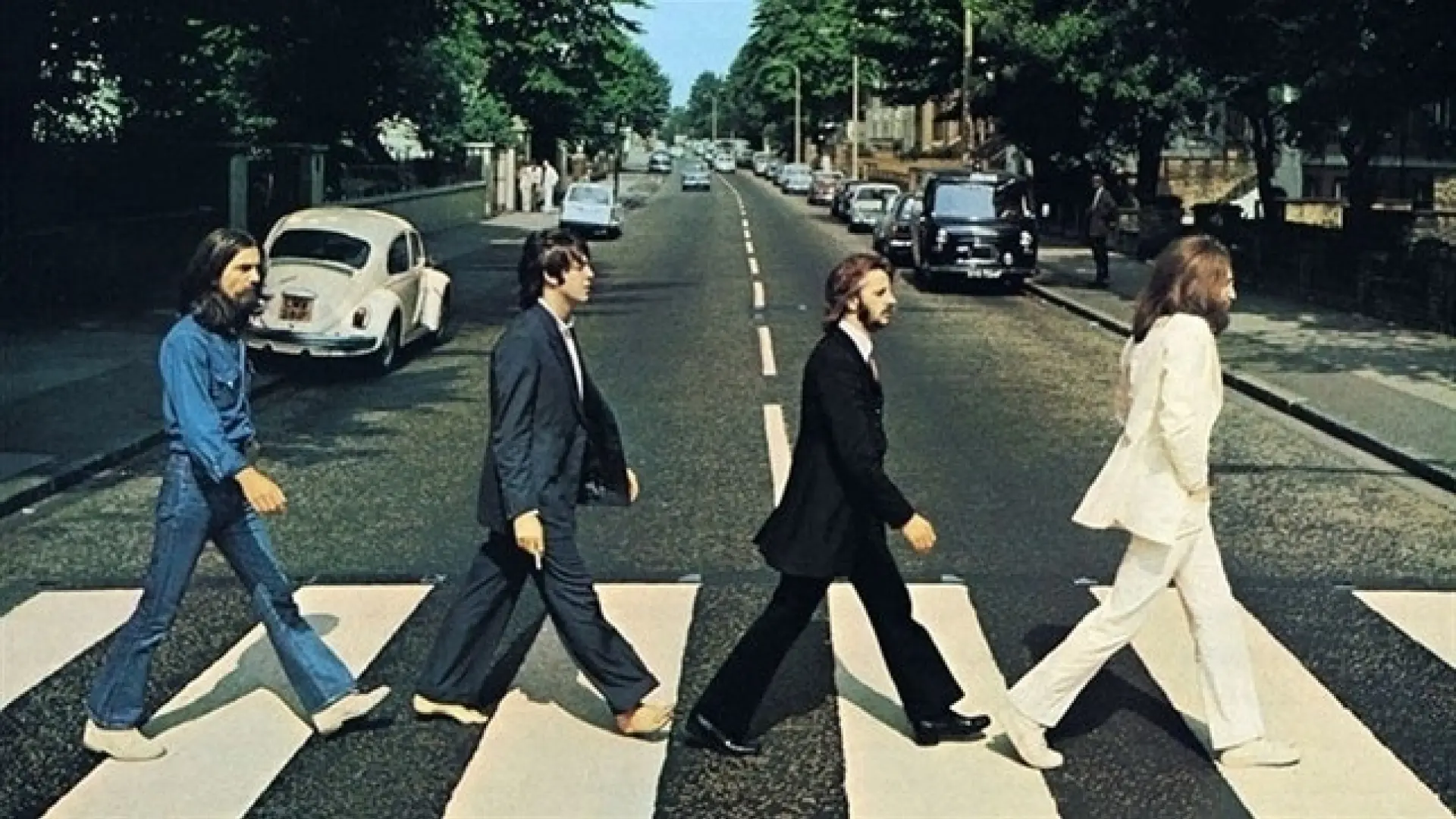  Regreso a Abbey Road: los actores de las cuatro películas de los Beatles recrean la portada de su disco más mítico 