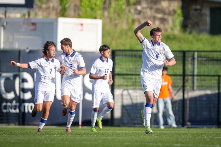 SRBIJA U GRUPI SA HRVATSKOM: Spektakl na Evropskom prvenstvu u fudbalu - "orliće" čeka pravo ludilo! (VIDEO)