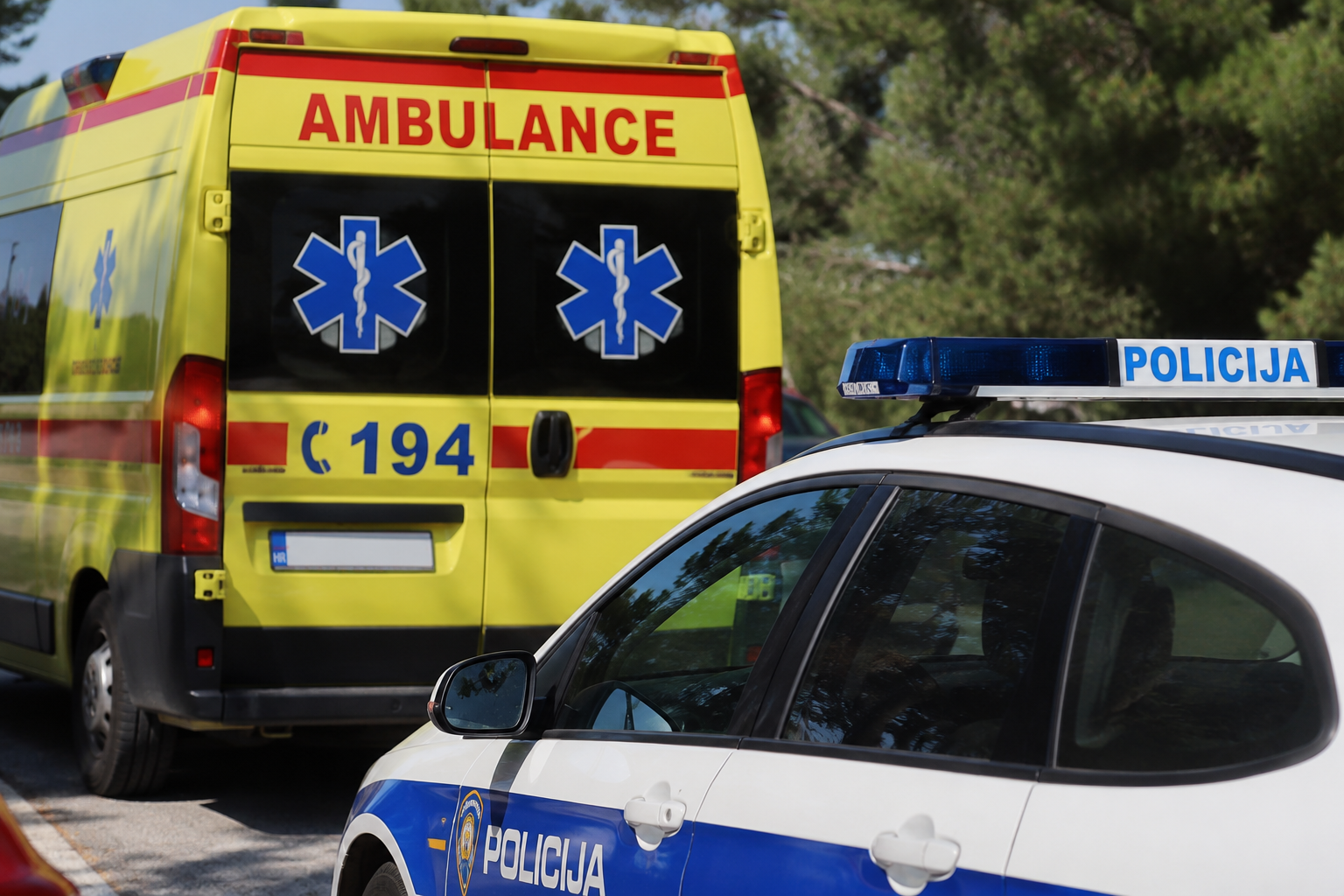 Crni dan na Viru; Muškarac poginuo u teškoj nesreći na quadu, drugi završio u bolnici