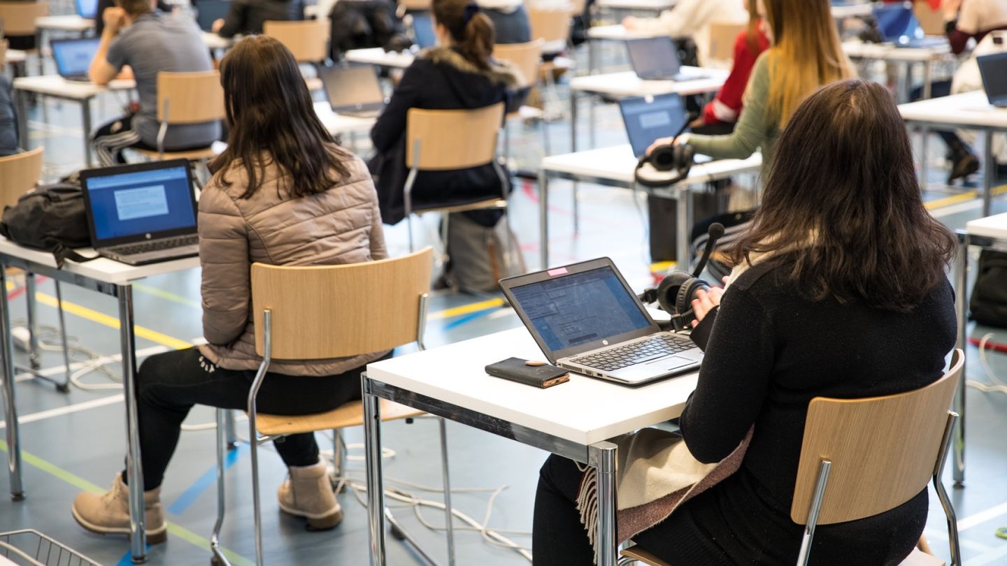Suorittaminen | Perfektionismi lisääntyy kun talous laahaa
