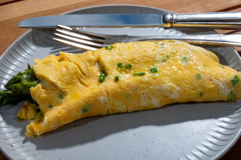 Evo kako Francuzi prave najukusniji omlet na svetu kojem niko ne može da odoli: Uopšte ne liči na naš način spremanja