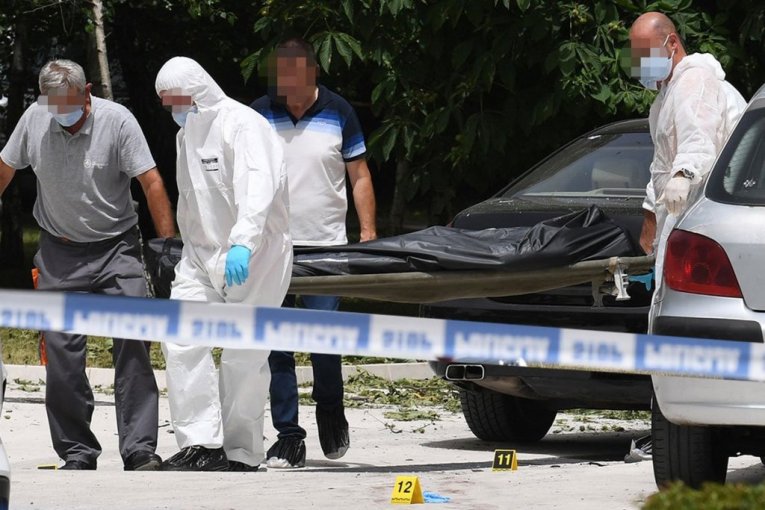 "ŠKALJARAC" IZREŠETAN SA DEVET METAKA! Sedeo tada u drušvu novinarke kada mu je prišao napadač u crnom - KO JE UBIO MIODRAGA KRUŠČIĆA?