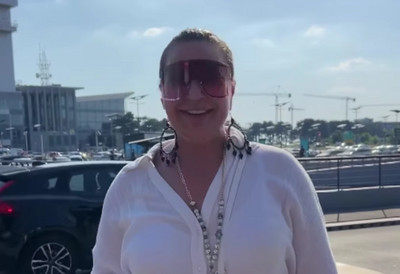 Da li je prepoznajete? Poznata folkerka potpuno promenila imidž - skratila dugu kosu, ali je osmeh i dalje tu
