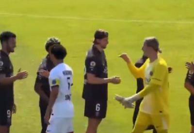 RUS I UKRAJINAC ODBILI DA SE RUKUJU: Fudbaleri Pari Sen Žermena u ozbiljnom sukobu pred finale Lige šampiona? (VIDEO)