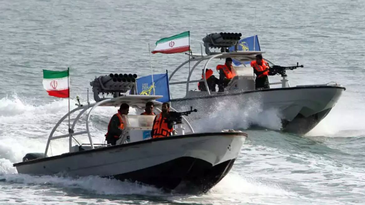 Iran tvrdi da je u američkom napadu ubijeno pet civila, spor oko napada na čamce