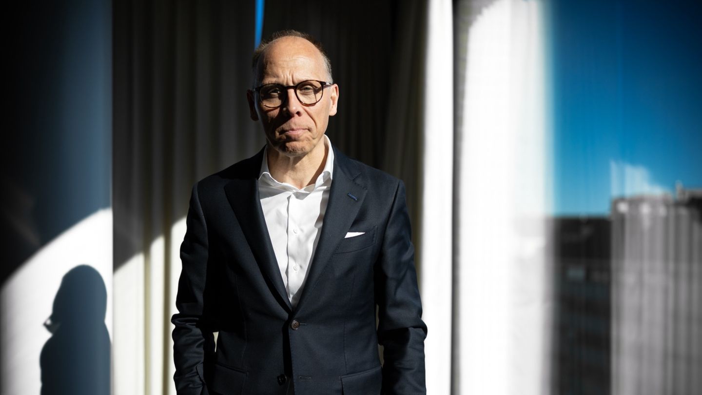 Finanssipalvelut | Nordean ylin johtaja tekoäly­potkuja pelkääville: ”Tee teko­älystä työkalu, älä uhkaa”