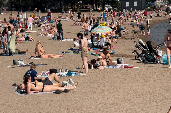 Finns warned of ultraviolet radiation to avoid skin cancer risk
