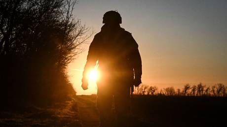 ‘A few kilometers’ left to liberate Donbass – Kremlin