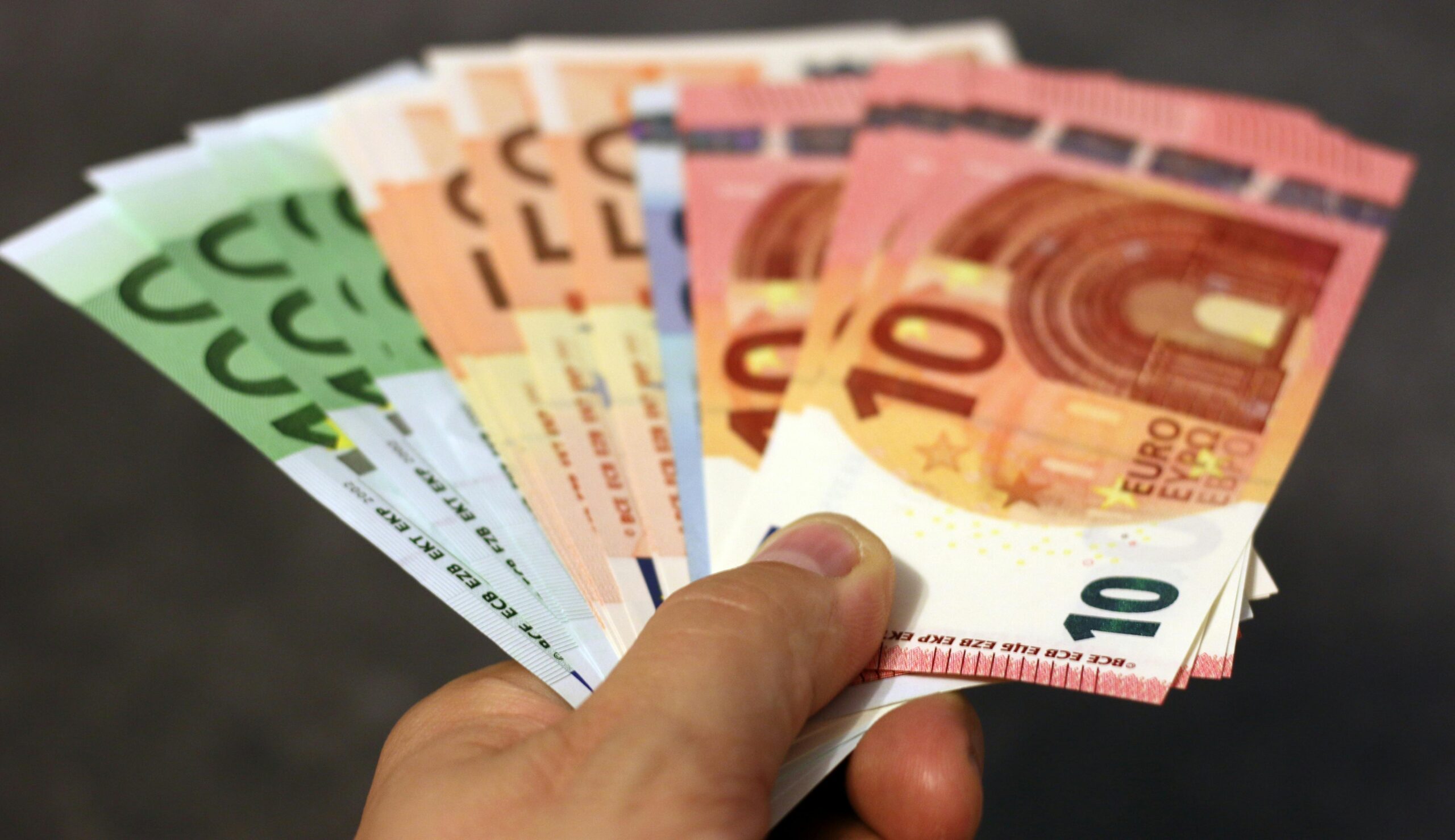Austrija razmatra ukidanje popularnog bonusa