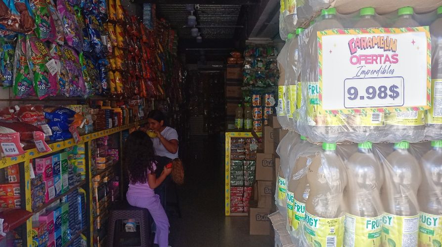 Cortes programados limitan el horario de trabajo de los comerciantes carupaneros