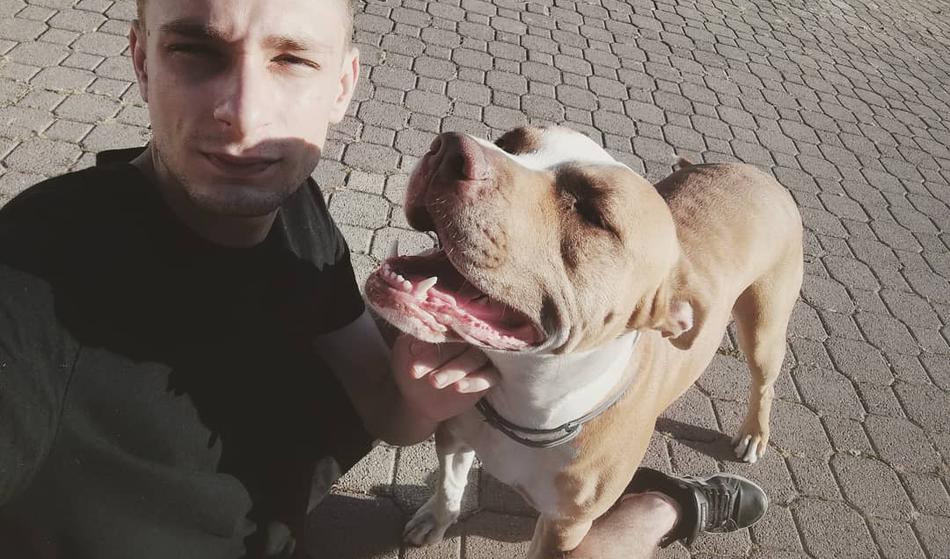 29-letni režiser umrl v bizarni nesreči