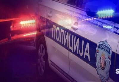 Policija i vatrogasci sjurili na lice mesta: Automobil sleteo s puta kod Iriškog venca i završio u kanalu