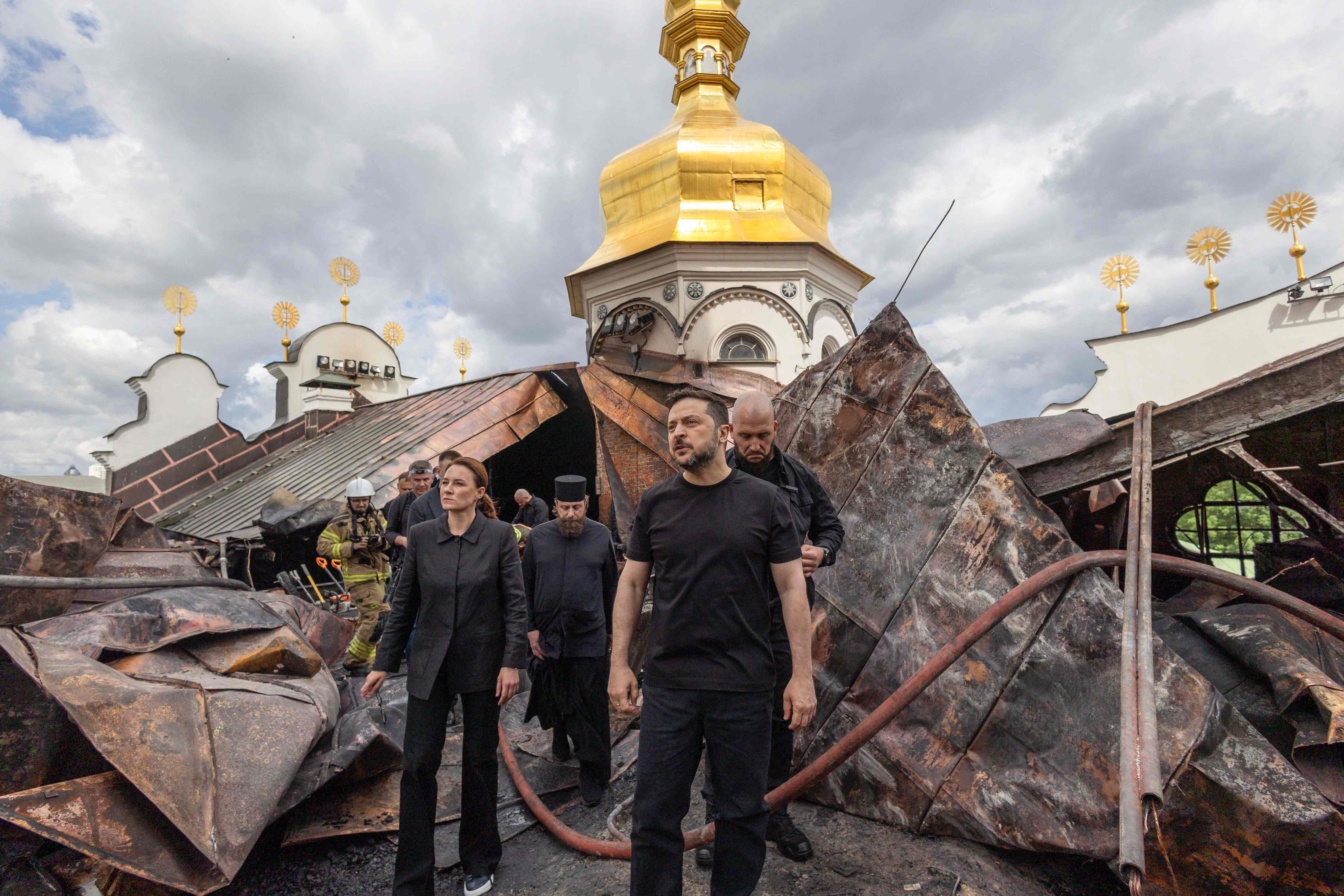 Store skader på taget i næsten 1.000 år gammelt kloster i Kyiv
