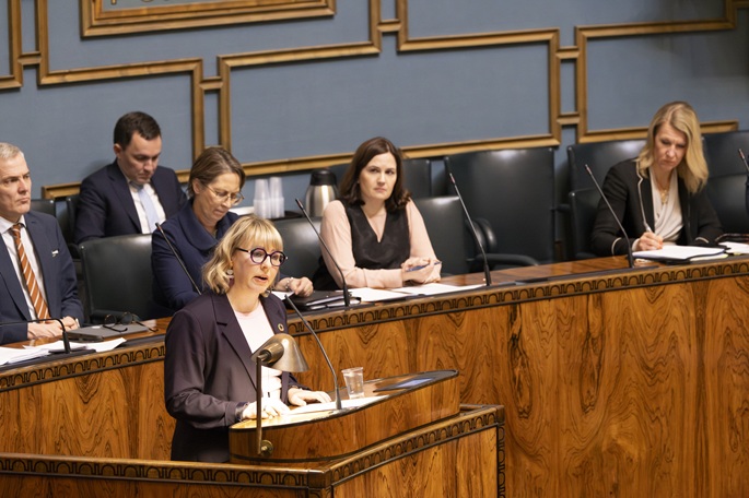 Govt survives motion of no-confidence over rising poverty, living costs