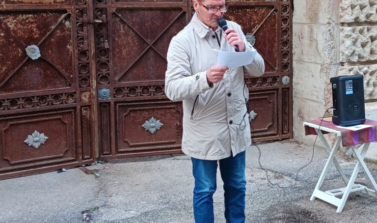 Stanari Školjića prozivaju Grad: Preplatili radove i godinama tolerirali nelegalna parkirna mjesta