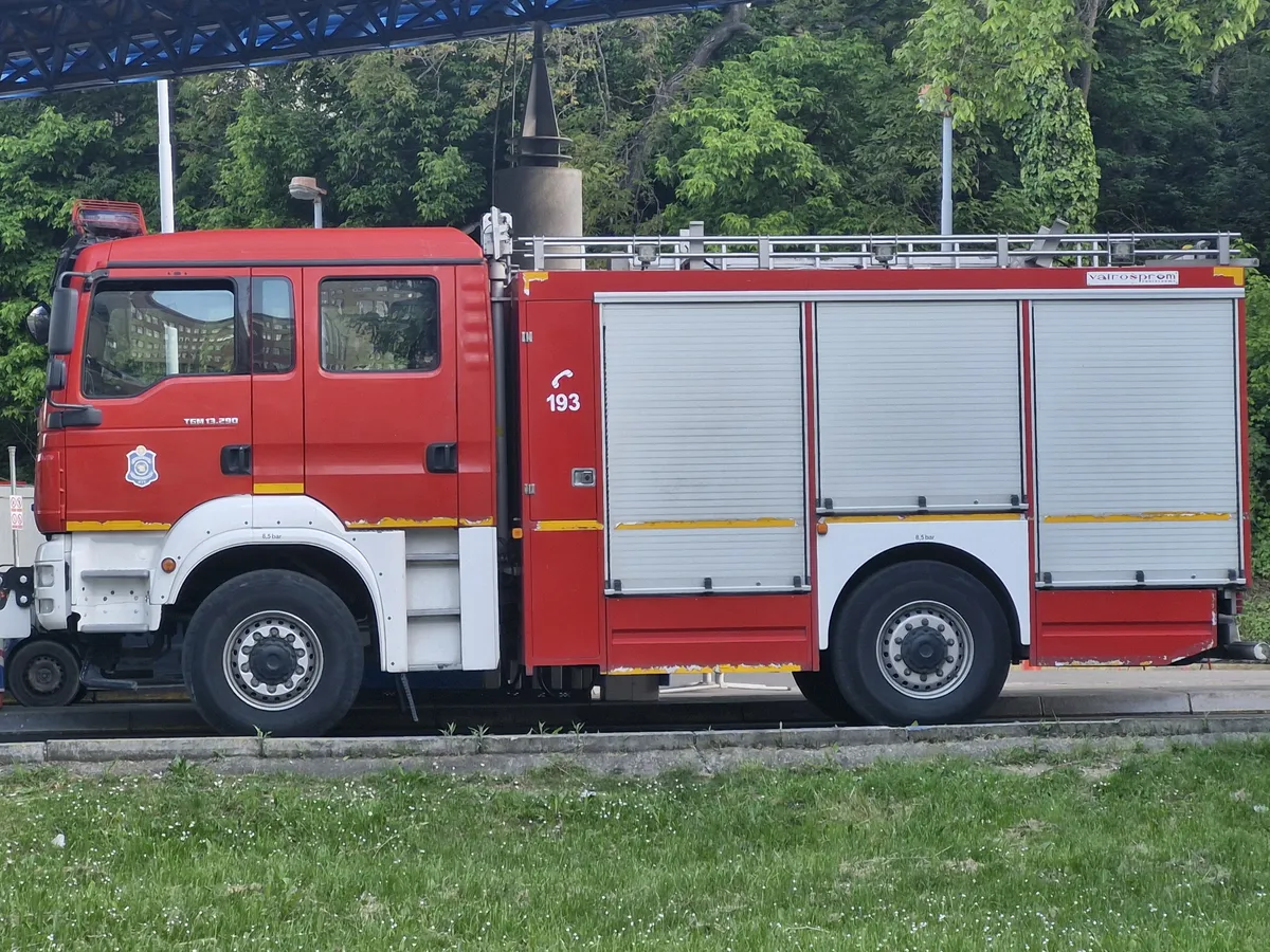 MUP Crne Gore o požarima: Angažovani policijski  dronovi i svi raspoloživi kapaciteti