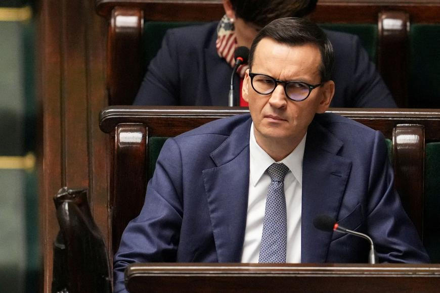 Disciplinární orgán PiS rozhodl o vyloučení 40 politiků kolem Morawieckého