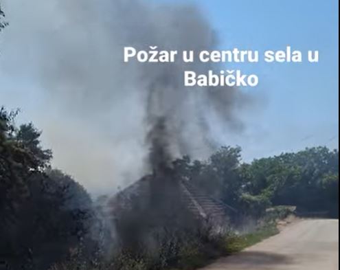 Požar u selu Babičko kraj Leskovca