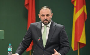 SDSM: Orce puštil dron, od vozduh ќe go spasuva Vardar