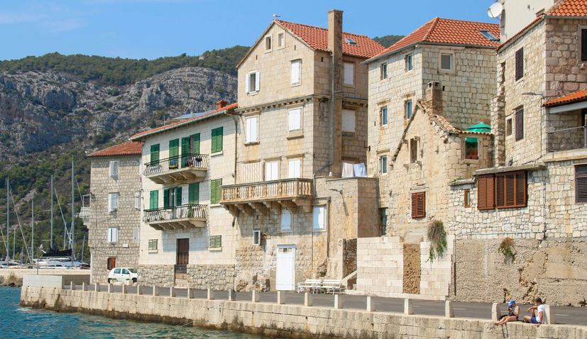 Croatian hotels and holiday rentals targeted by fake booking scams ahead of summer season