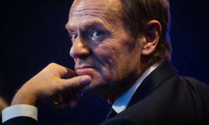 Drama vo Varšava: Tusk tvrdi deka Rusija planirala atentat vrz amerikanski državjanin