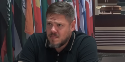 Ljudi, propali košarkaš ponovo "briljira"! Štimac puca po šavovima, pa od muke udara na Vučića (VIDEO)