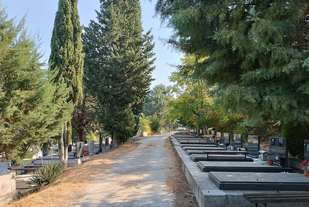 So metalen predmet iskršil 11 grobni mesta na grobištata v Butel
