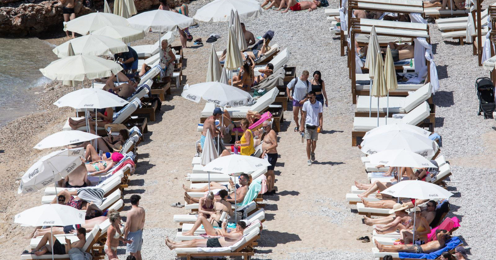 FOTO Sunčani vikend napunio plaže