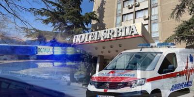 Užas u Beogradu: Žena skočila sa 13. sprata Hotela Srbija (VIDEO)